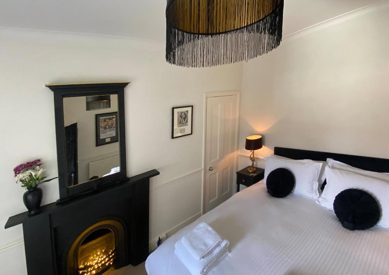 High Tor Guest House Whitby Eksteriør billede